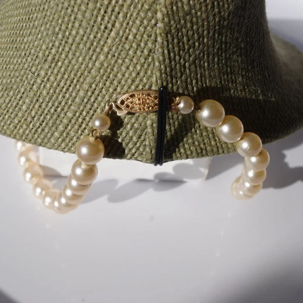 Women`s white faux pearl gold tone marked g.silver